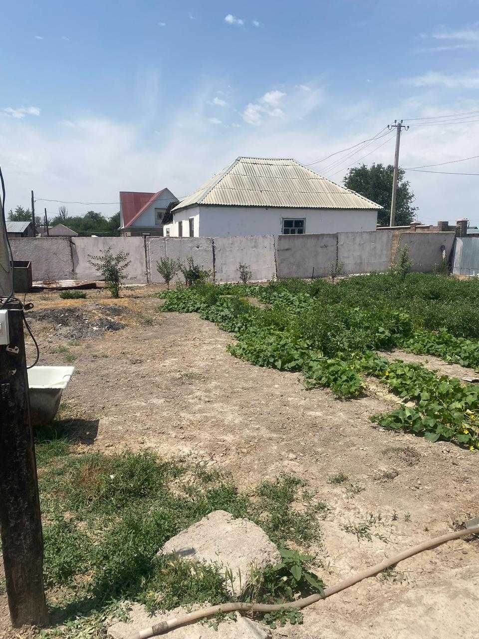 Продается кирпичный  дом с ремонтом !  В селе Толе би.