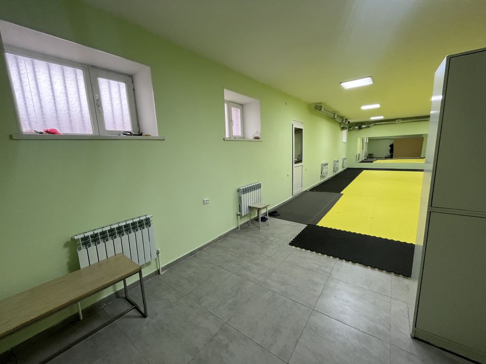 Продам спортзал Батый 2, возле Смарт школы