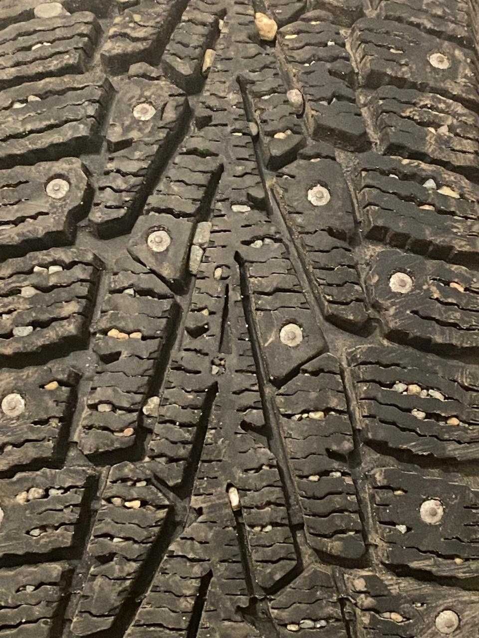 Продам резину  185/65 R14