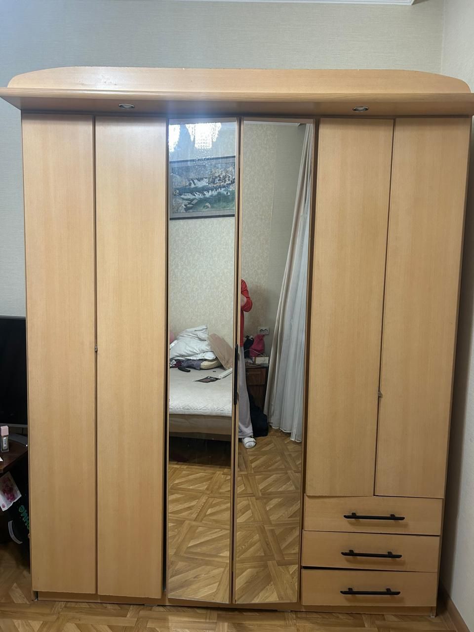 Шкаф, бу, трёхстворчатый