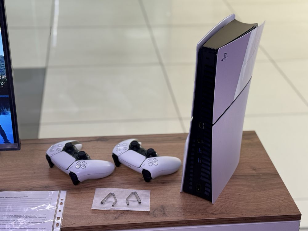 +FC24/UFC5/MK11/идеал Sony Ps 5 Slim 1TB /PlayStation 5 Slim 1TB