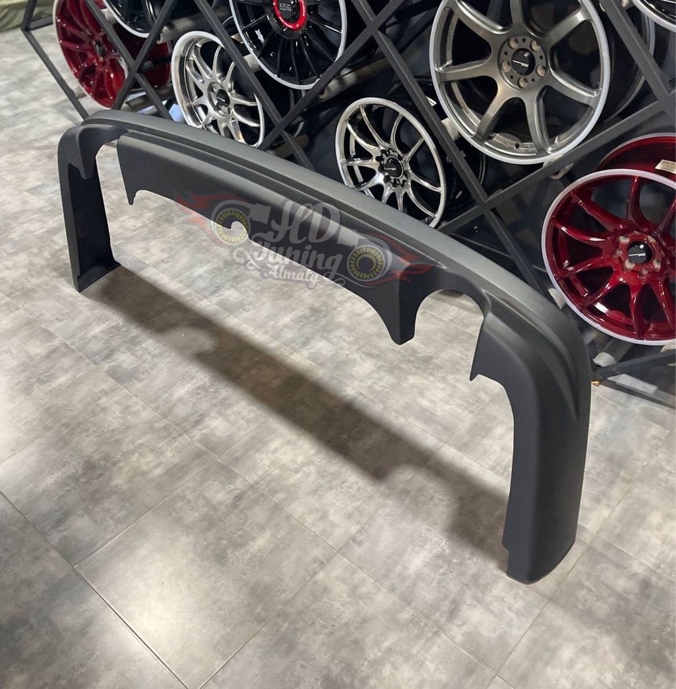 Губа на задний бампер V1 Subaru Legacy BP