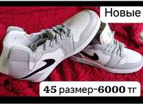 Продам новые кроссовки