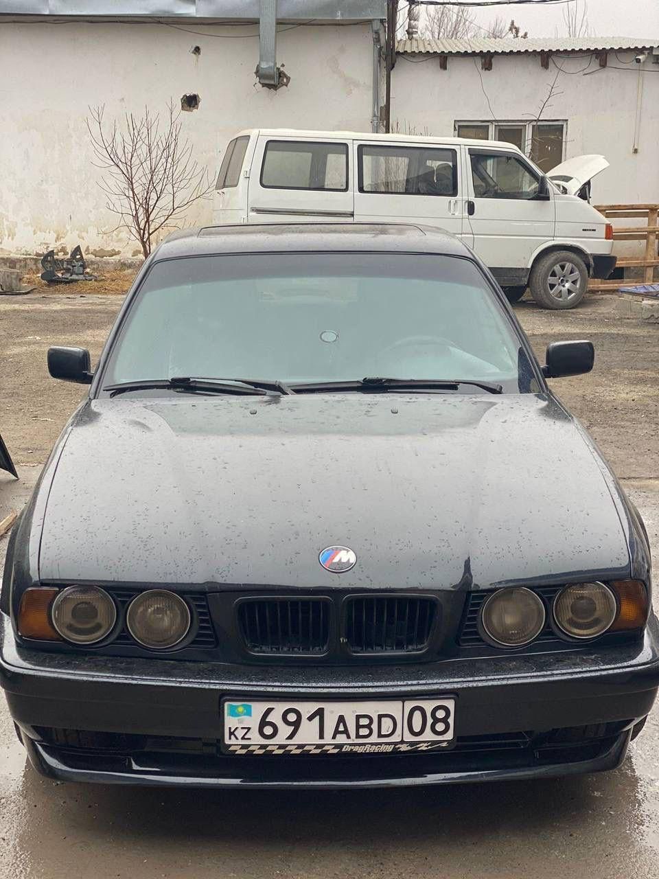 Бмв е 34 бмв 38 задани бампер мерейди бампер