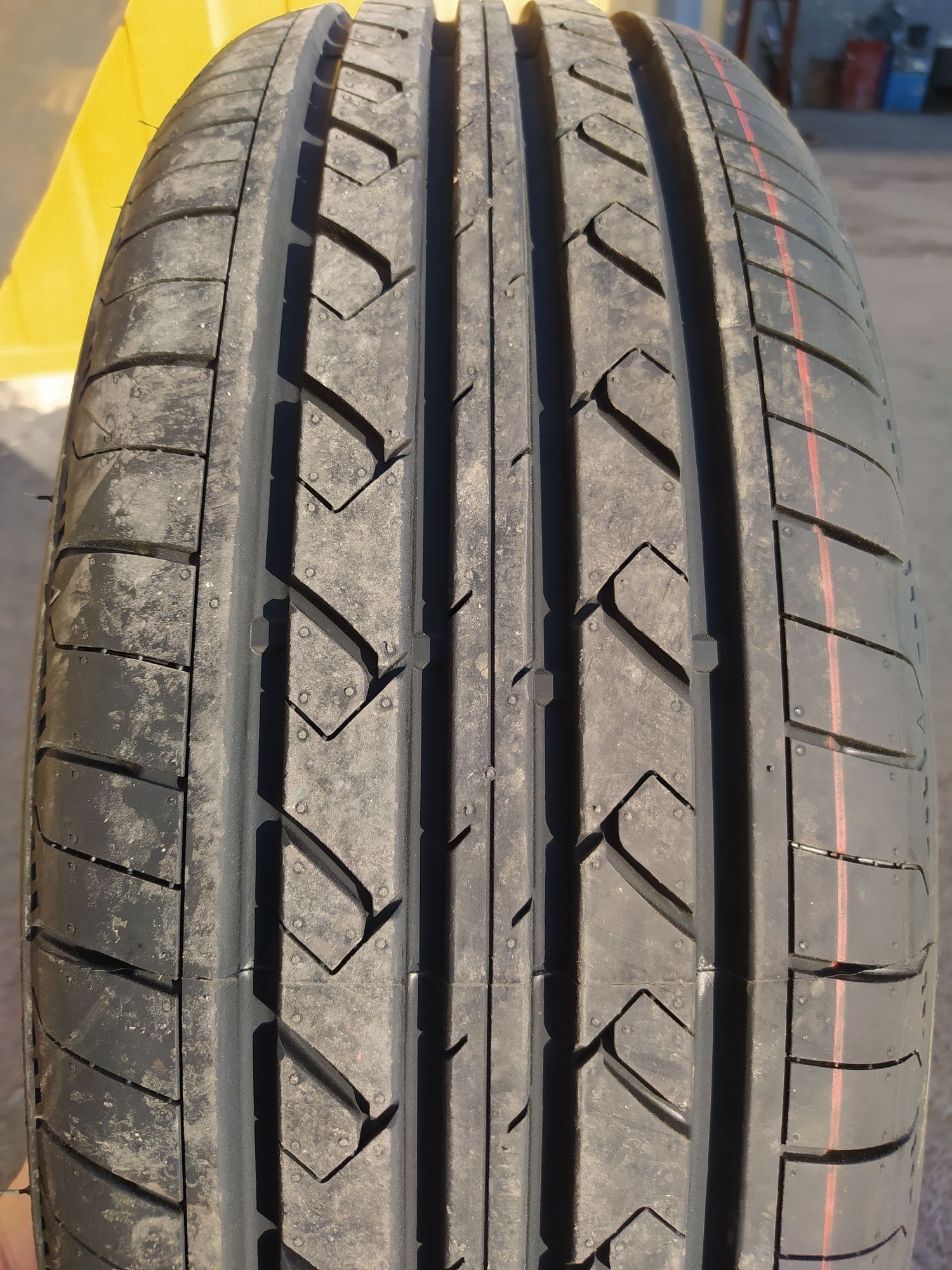 Rapid 205/60R16 P309 92H