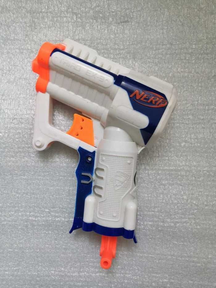 ОТДАМ ДАРОМ игрушку, "пистолет Nerf еlite", в хорошем состоянии, БУ
