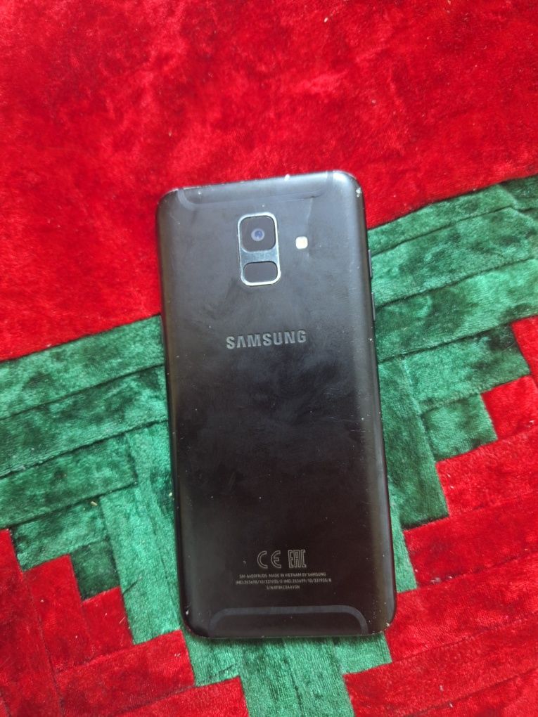 Samsung A6 *НА ЗАПЧАСТИ*