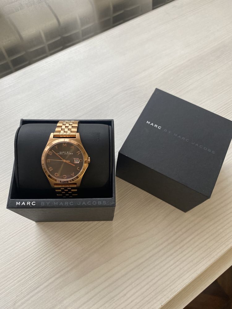 Оригинальные часы Marc Jacobs