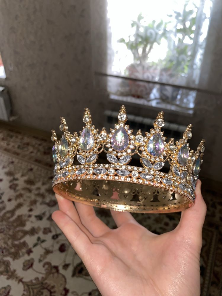 Карона диадема декоративная