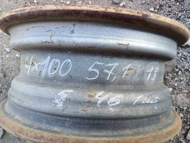 Продам оригинальный металлический диск на Volkswagen Golf