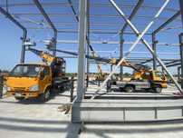 Услуга автовышки 30- 35 метров Цена договарная