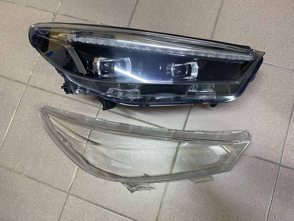 Стекло фары Jac J7 Джак Джи (бамперы капоты крылья решетки и др)