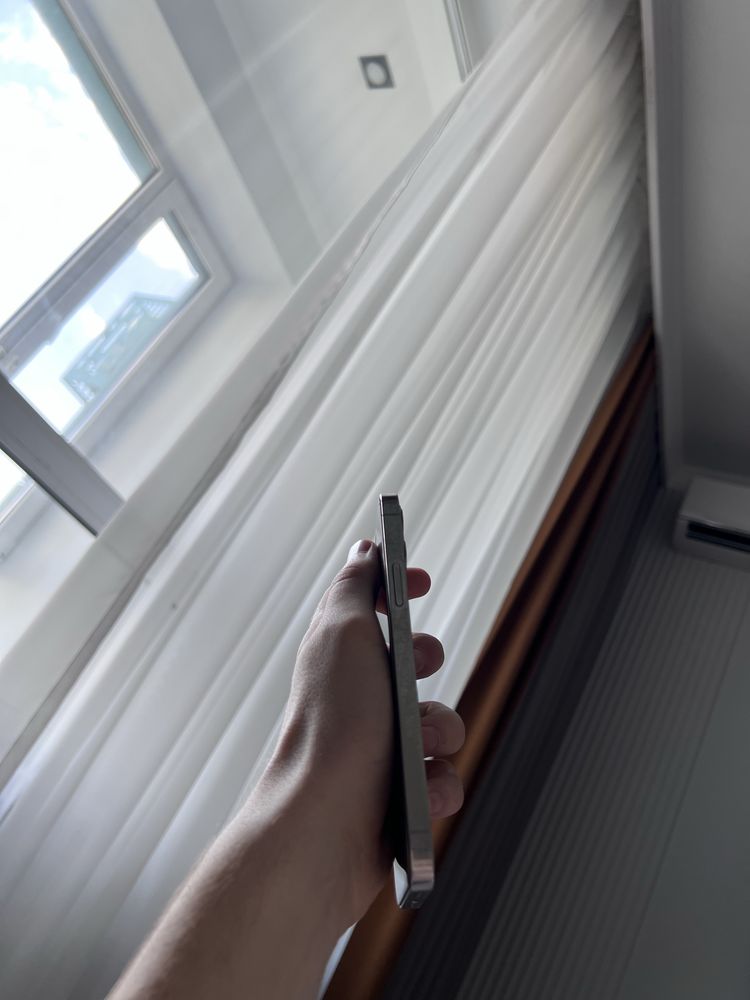 iPhone 12 pro б/у
