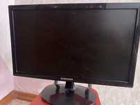 монитор Samsung SyncMaster SA300.