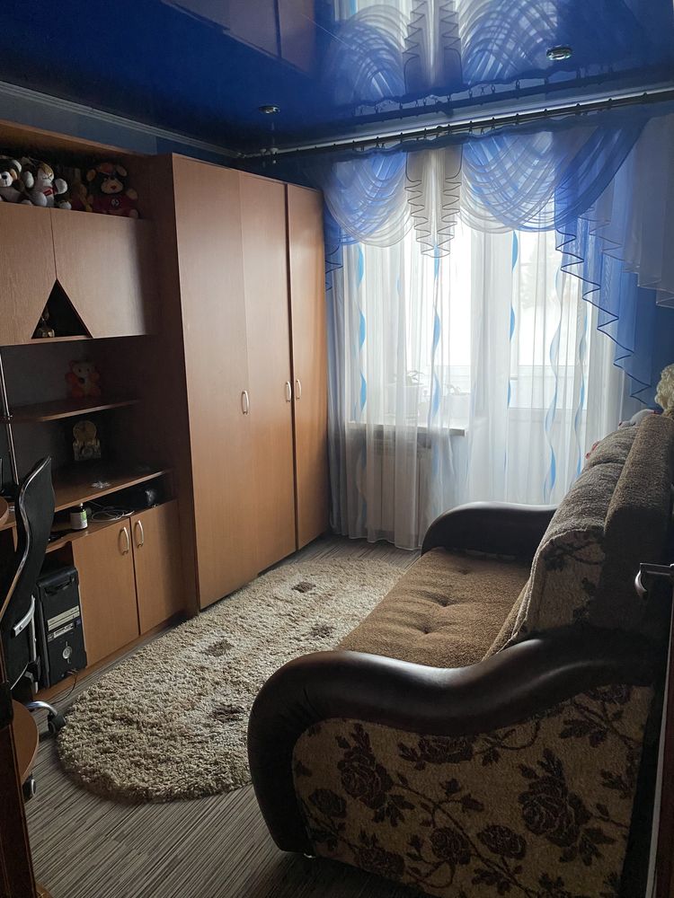Продается 3-х комнатная квартира улучшенной планировки