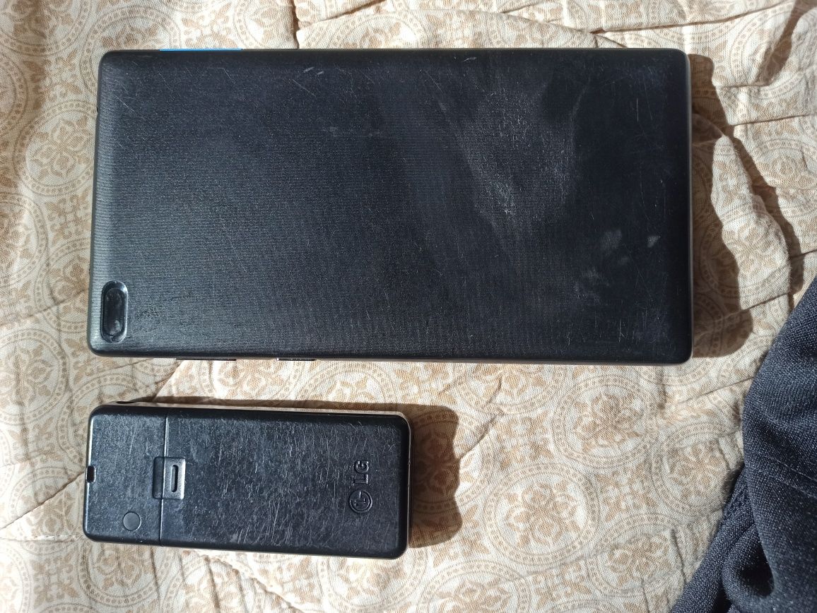 Планшет Lenovo  и lg телефон
