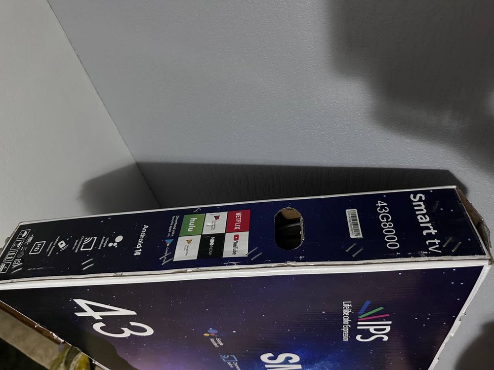 Samsung телевизор, абсолютно новый