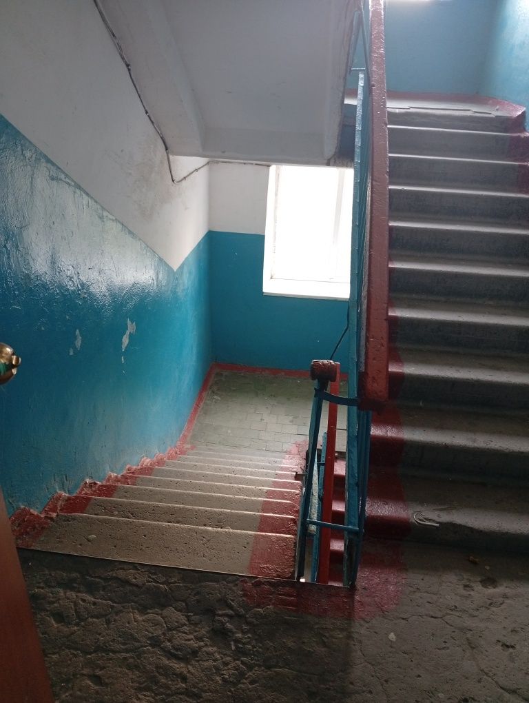 Продам квартиру  станционная 33