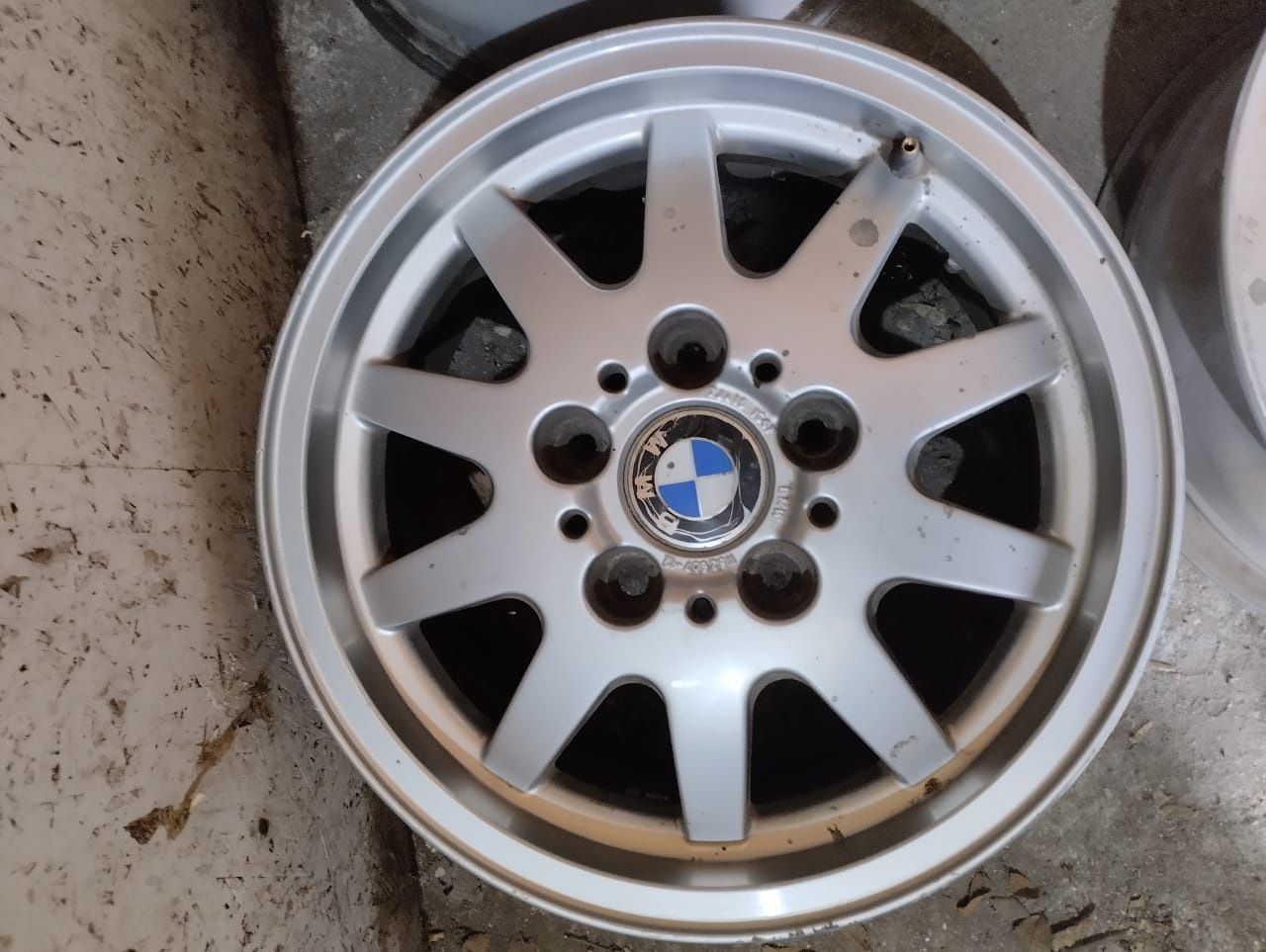 Диски л.п R15 на BMW E46 из Германии