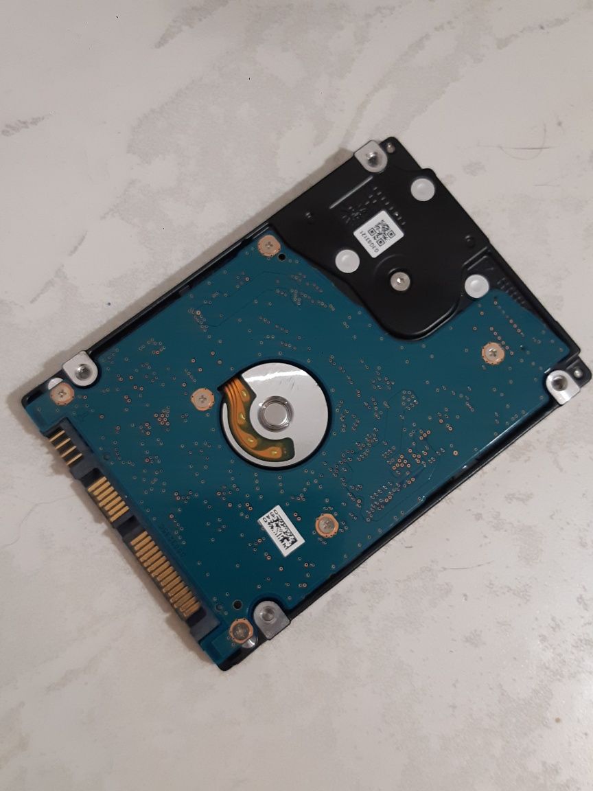 HDD 320 Gb В идеале 100%
