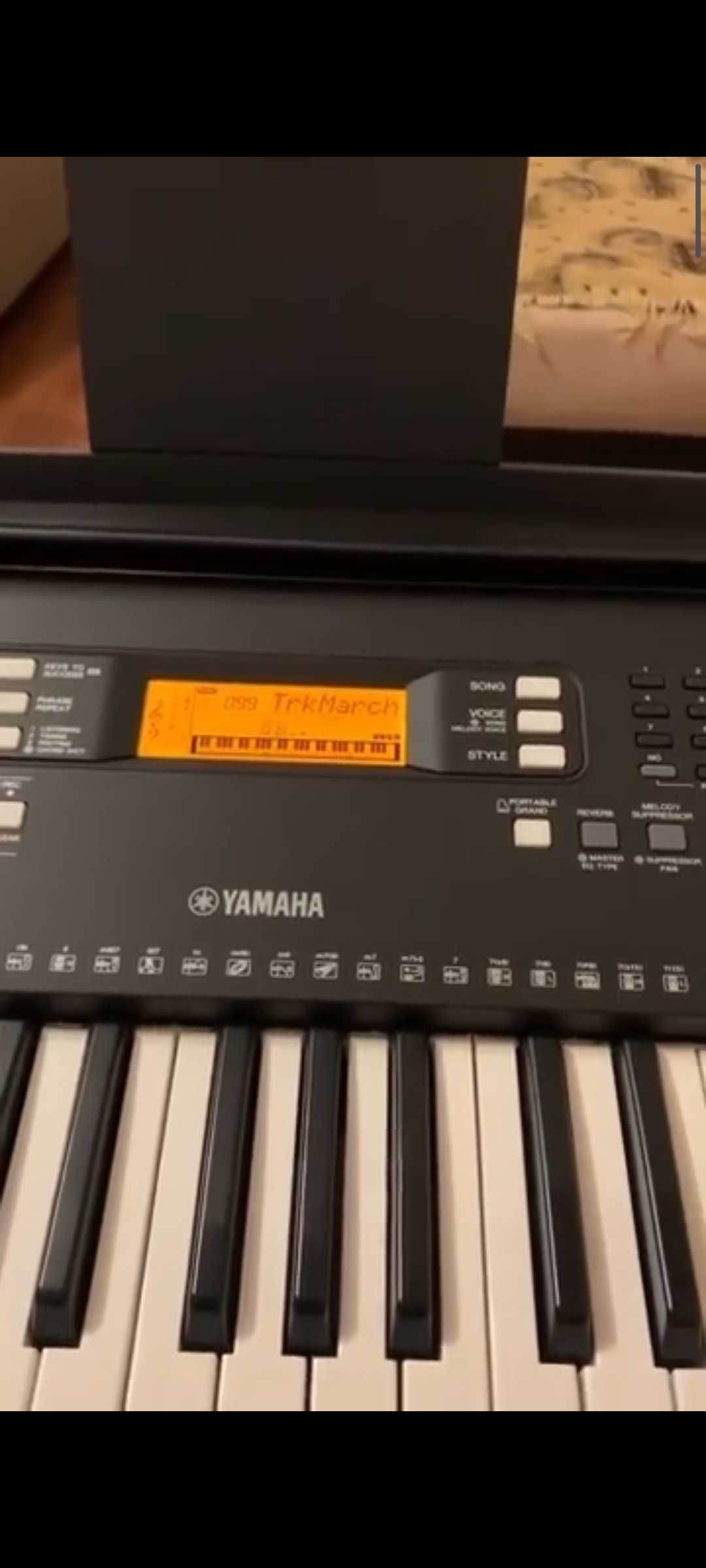Синтезатор Yamaha PSR E363