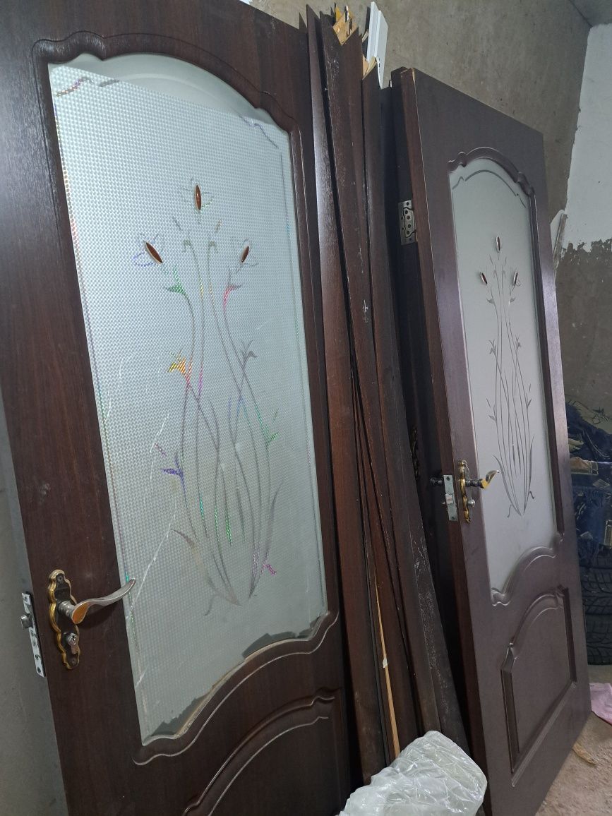 Продам двери межкомнатные