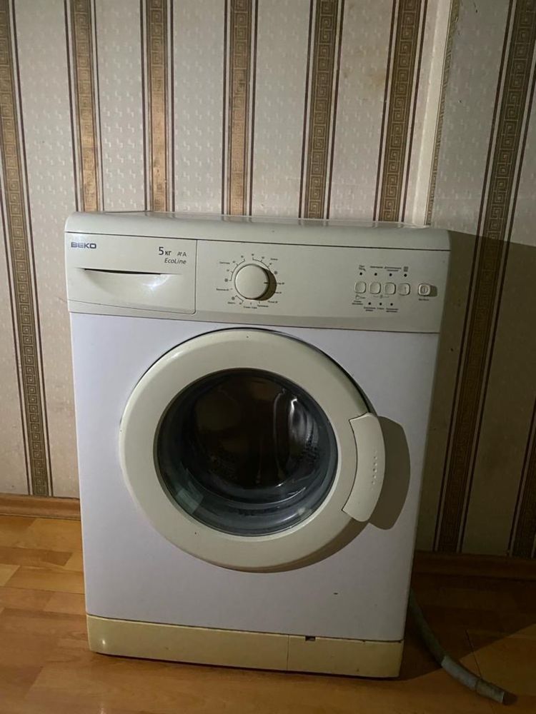 Продам стиральную машину