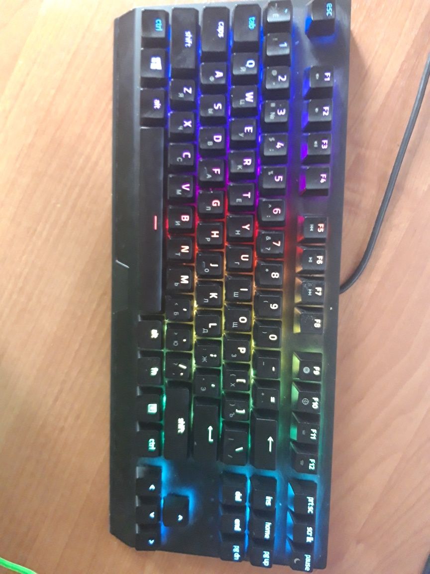 Механическая клавиатура Razer blackwidow v3