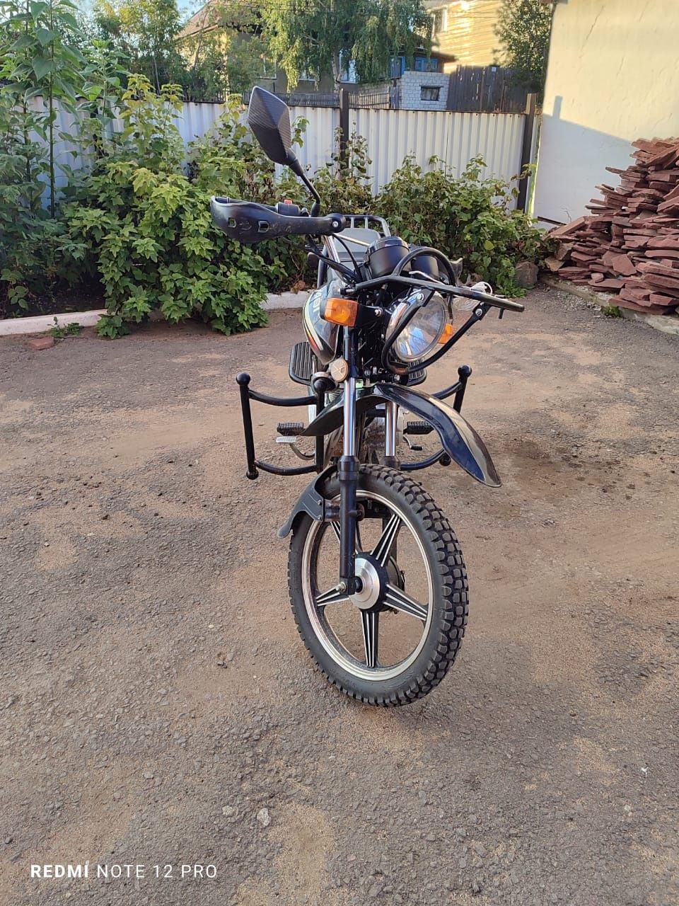Продам мотоцикл yaqi 200 куб