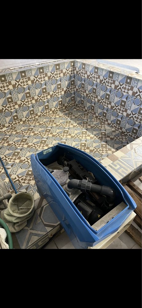 Чистящий аппарат для бассейна