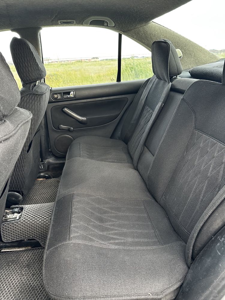 Продам б/у машину Volkswagen bora