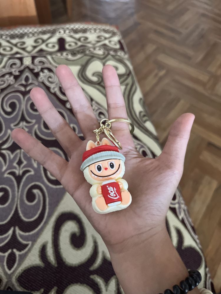 Продается маленькая лабубу