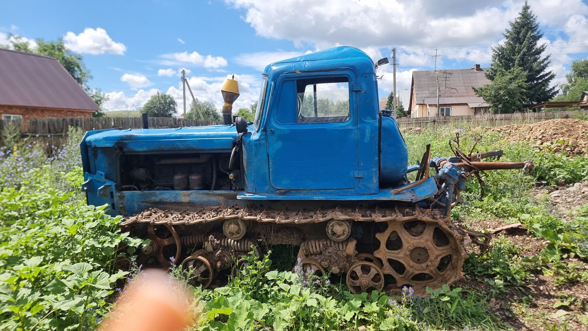 Продается трактор ДТ -75 (КАЗАХСТАН)