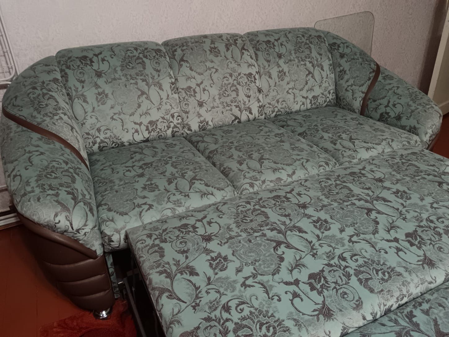 Продам диван раскладной