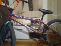 Продам Bmx gestal street  подарок насос цена 75к договор по телефону