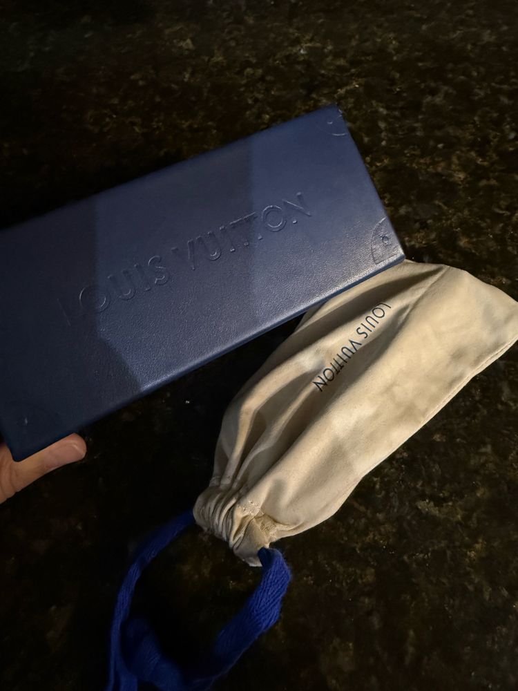 Продам Очки Louis Vuitton оригинал