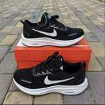 кроссовки отличное качество 41,42 nike zoomx