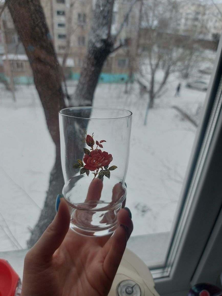 Продам бокалы из стекла