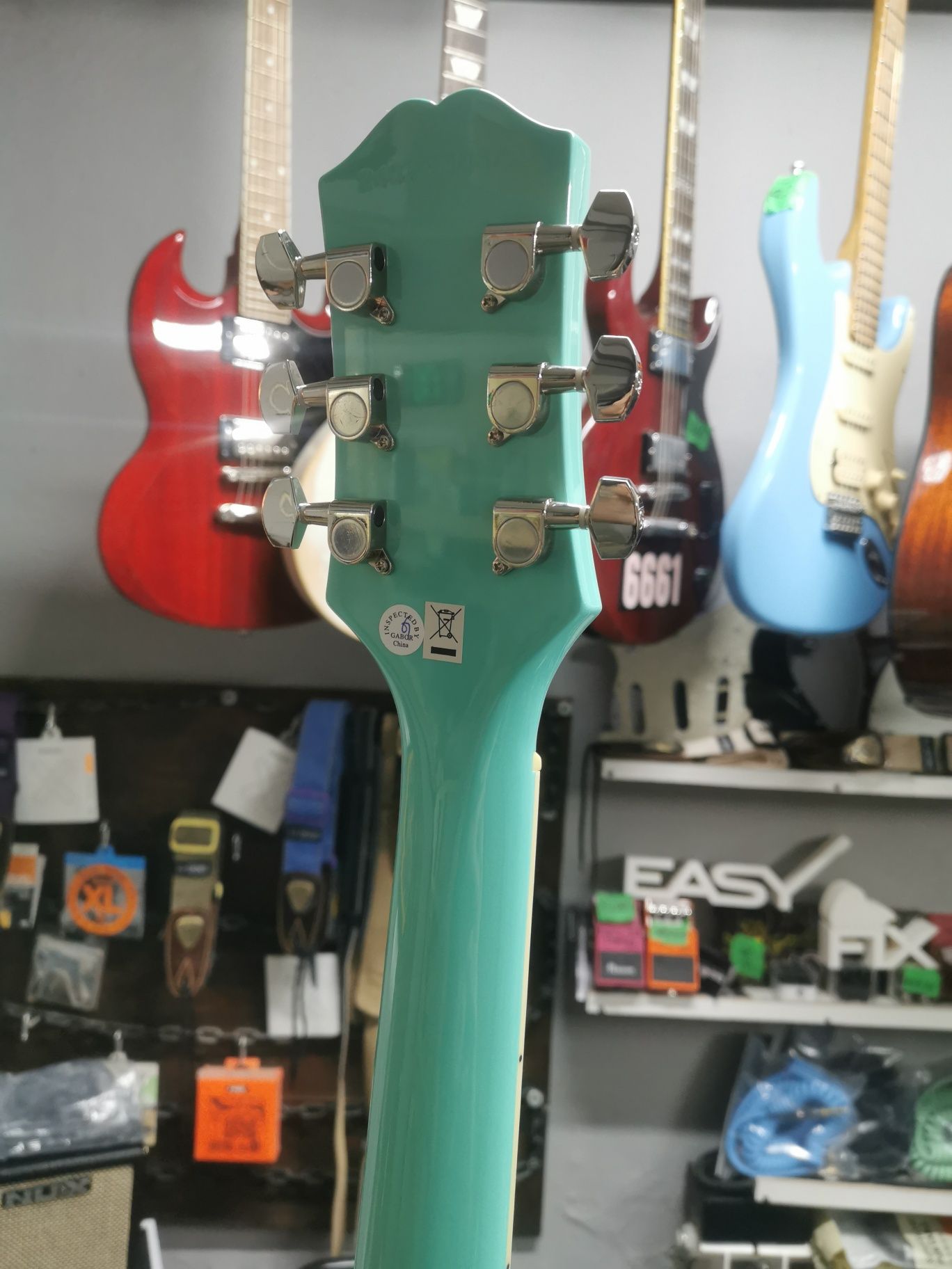 Epiphone SG Tribute Aqua (surf green)