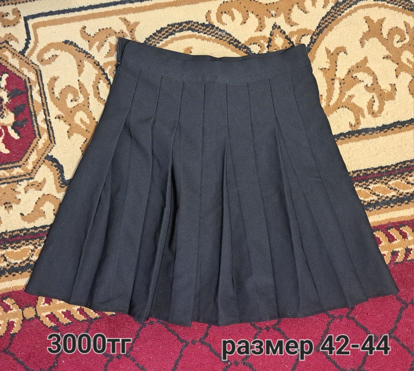 Продам женскую одежду