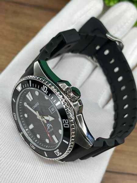 Часы casio diver, мужские очень стильные, новые
