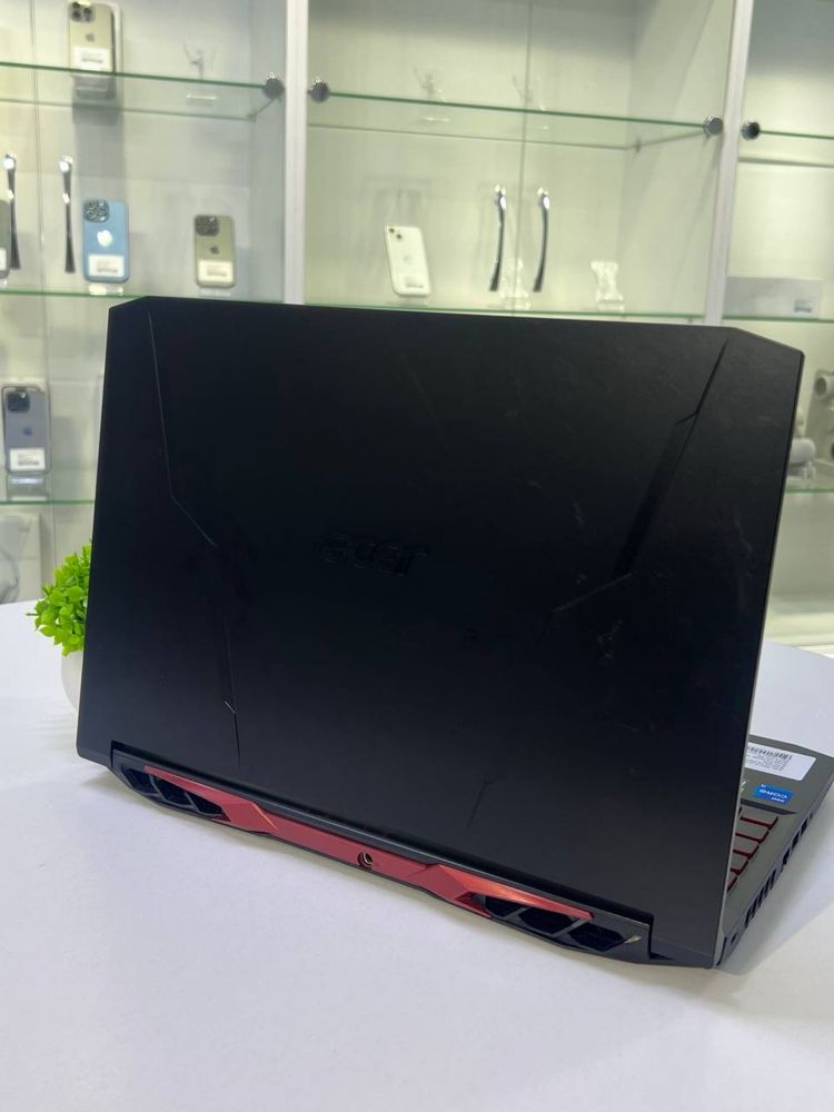 Acer Nitro 5 core i5-11