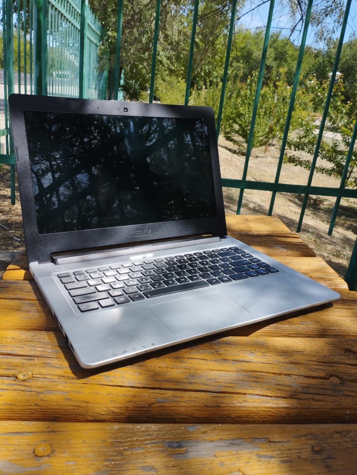 ASUS S46CB — мощный и стильный! Core i7, ОЗУ 8GB, SSD240,GT 740M.