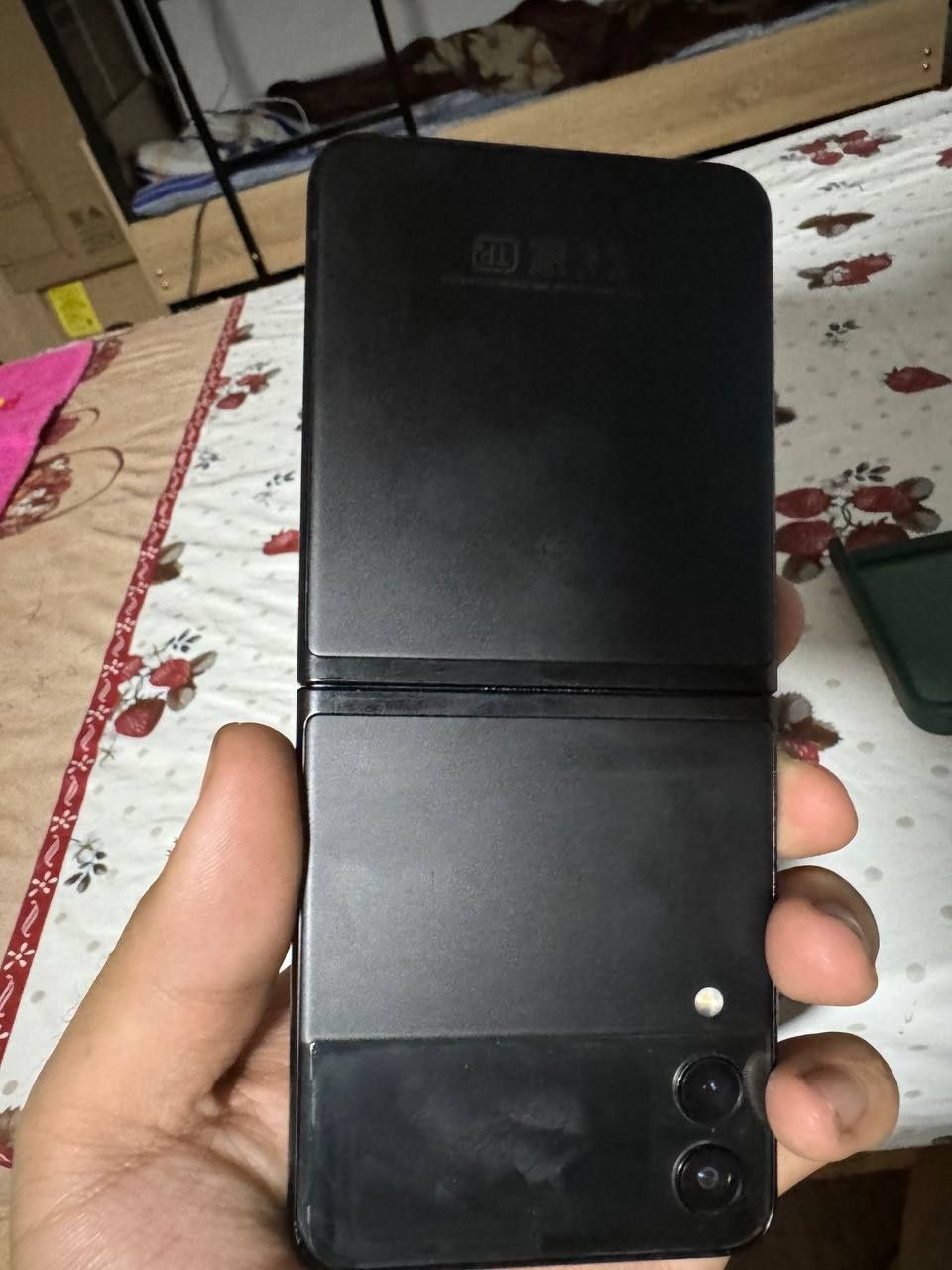 Продам Z flip 3 256 gb