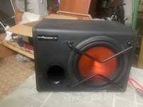 Продам саб pioneer 25000 в хорошем состоянии