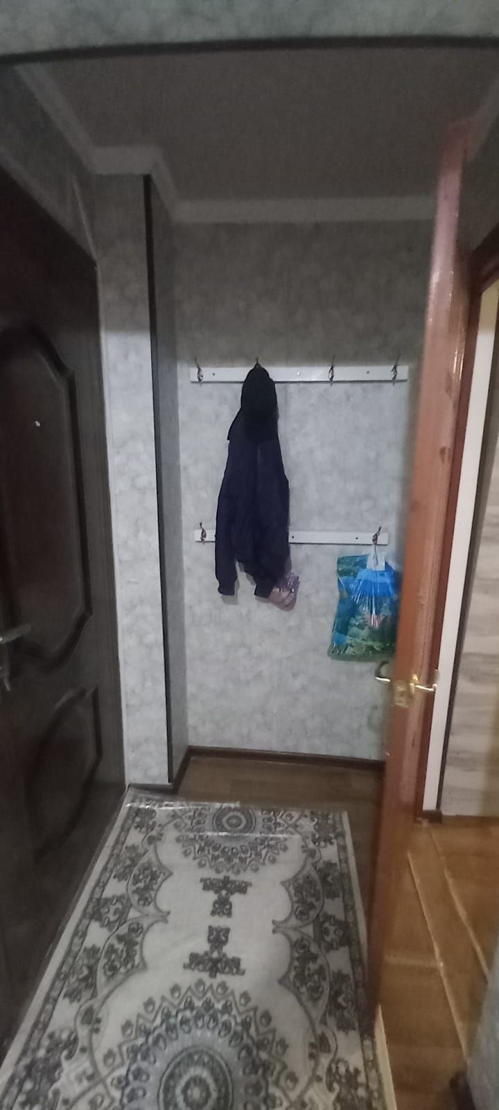 2 бөлмелі үй ұзақ мерзімге арендаға беріледі.  Толық мебель бар