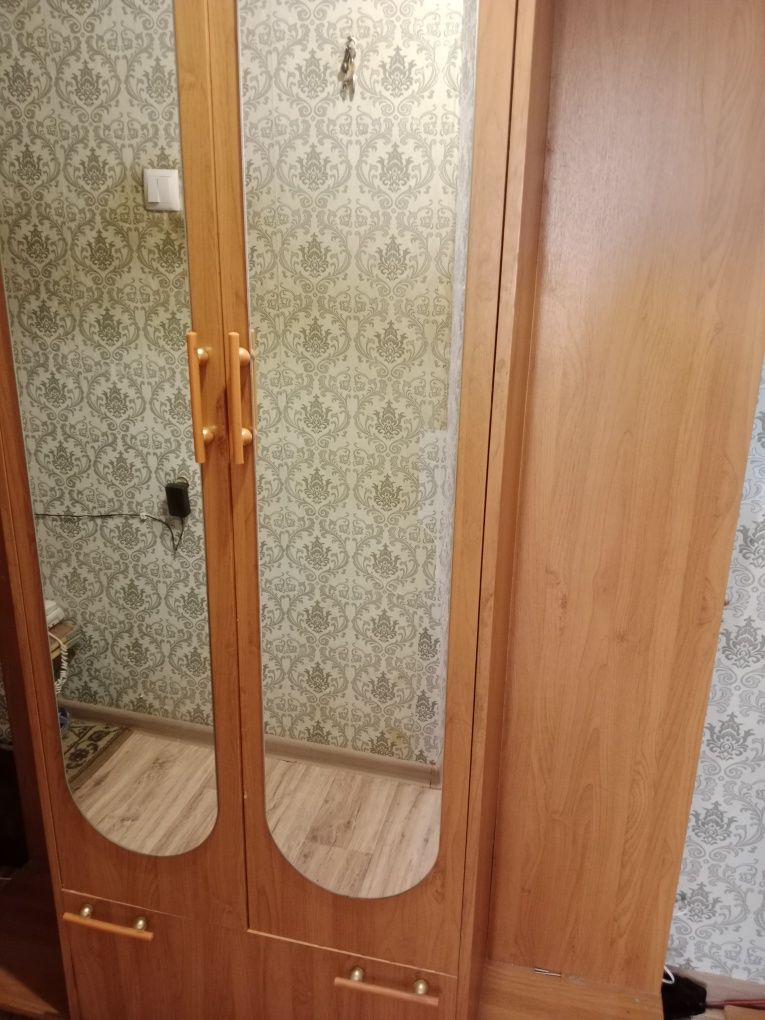 Прихожая. Шкаф. Мебель для дома