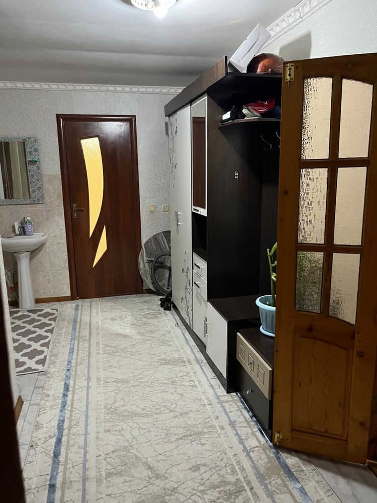 Дом продается с мебелью находиться в районе Бурное по улица Д.Конаева