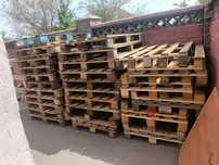 Продам поддоны в хорошем состоянии