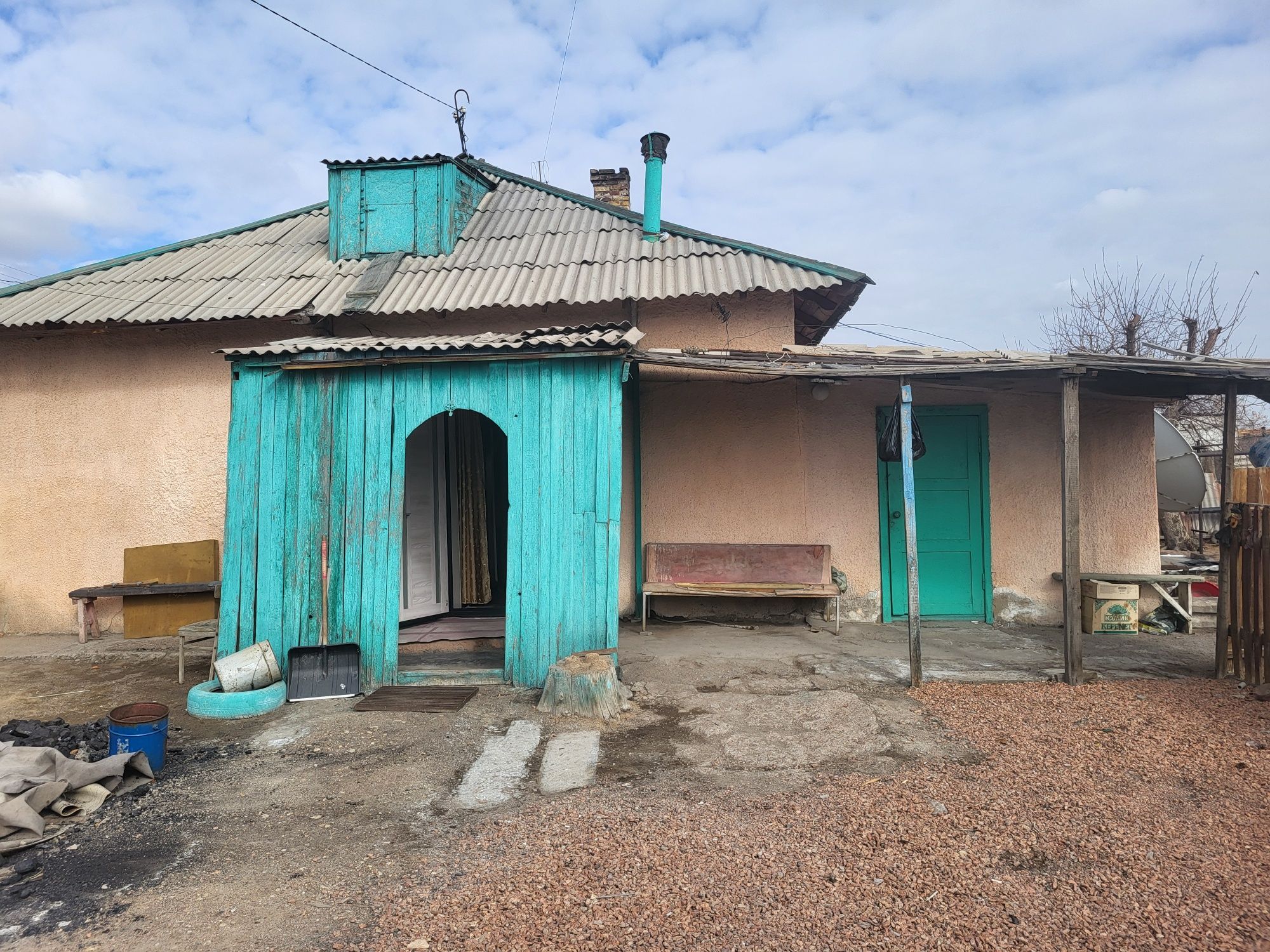 Полдома на 64 квартале